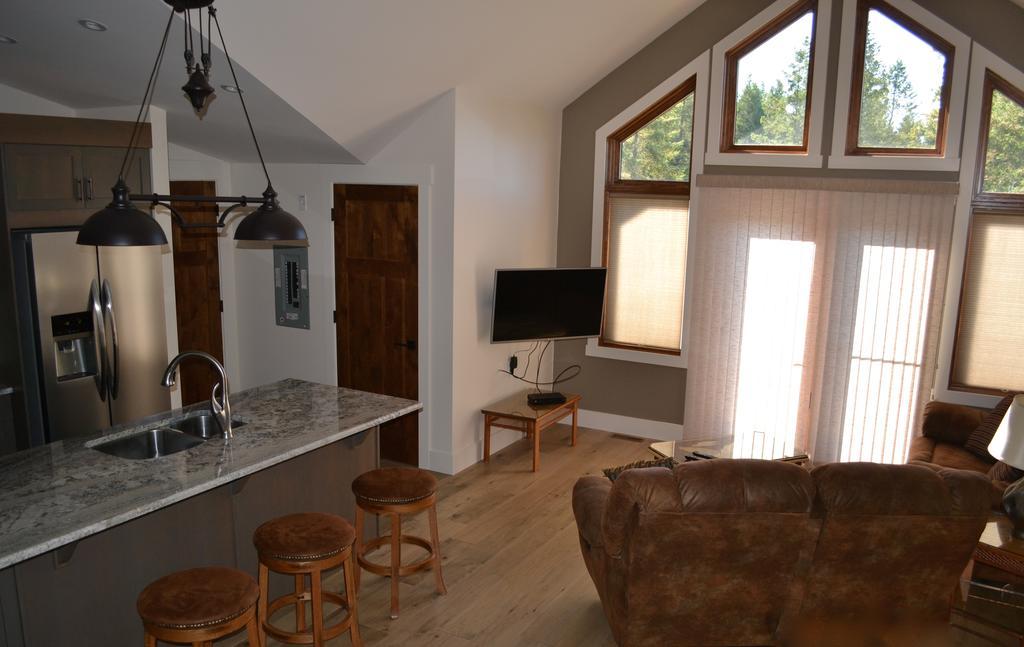 Radium Elk Park B&B Radium Hot Springs Zimmer foto